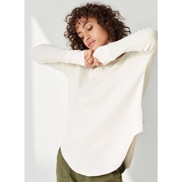Aritzia TNA Alder Thermal - Picture 5 of 6